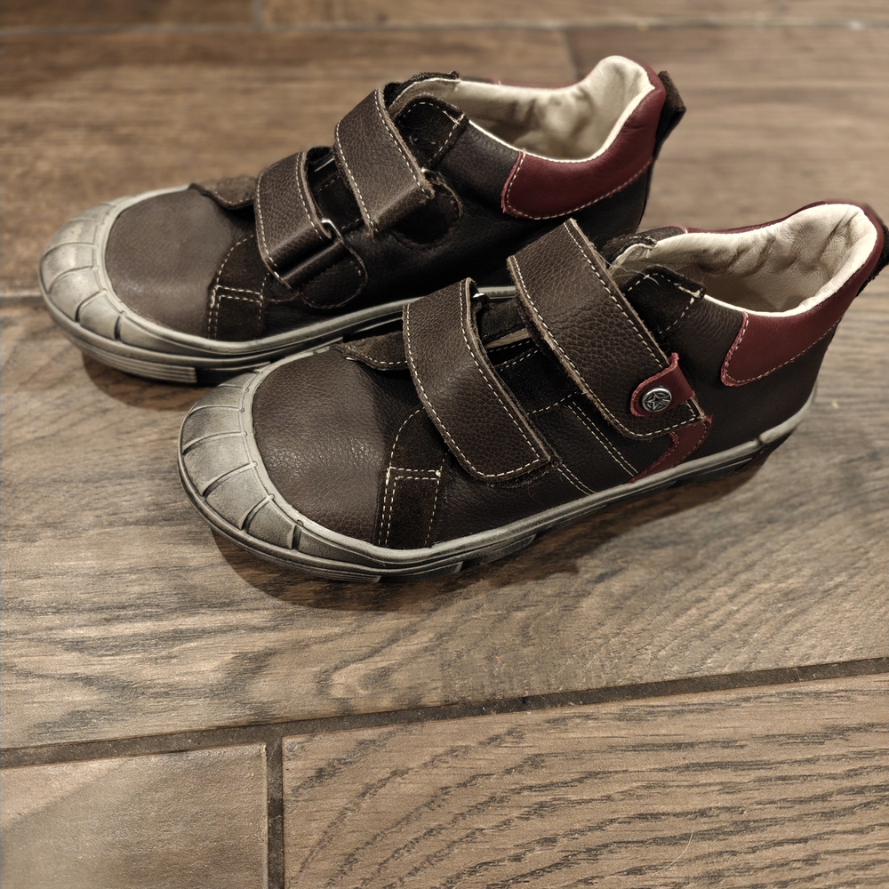 Kornecki BrownVelcro Sneakers Ortho ✅